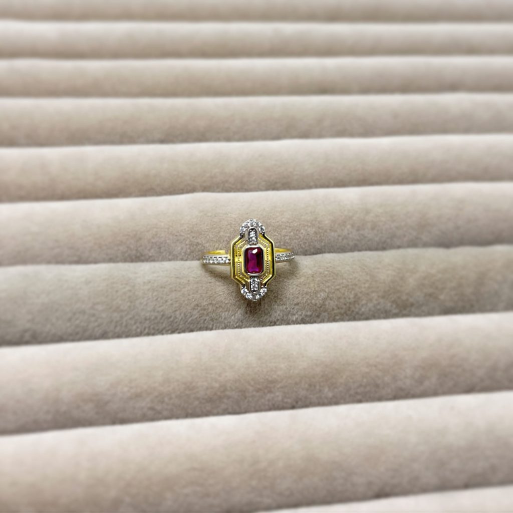 Vintage Dark Pink Stone-set Ring Silver Jewelry