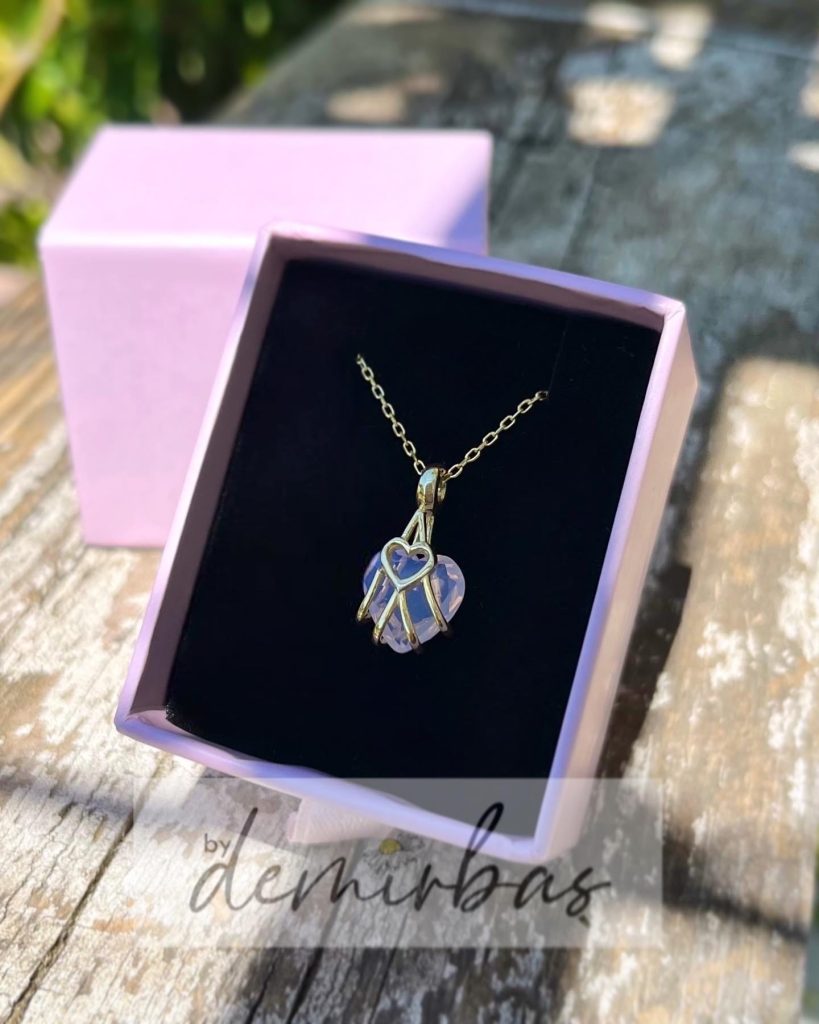 Pink Quartz Stone-set Heart Necklace Silver Jewelry