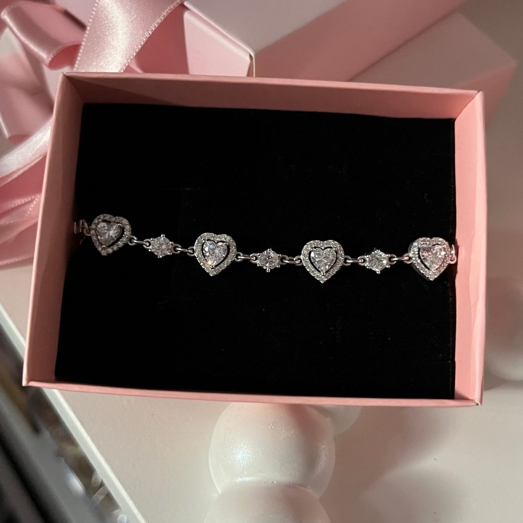 White Heart Bracelet Special Design Silver Jewelry