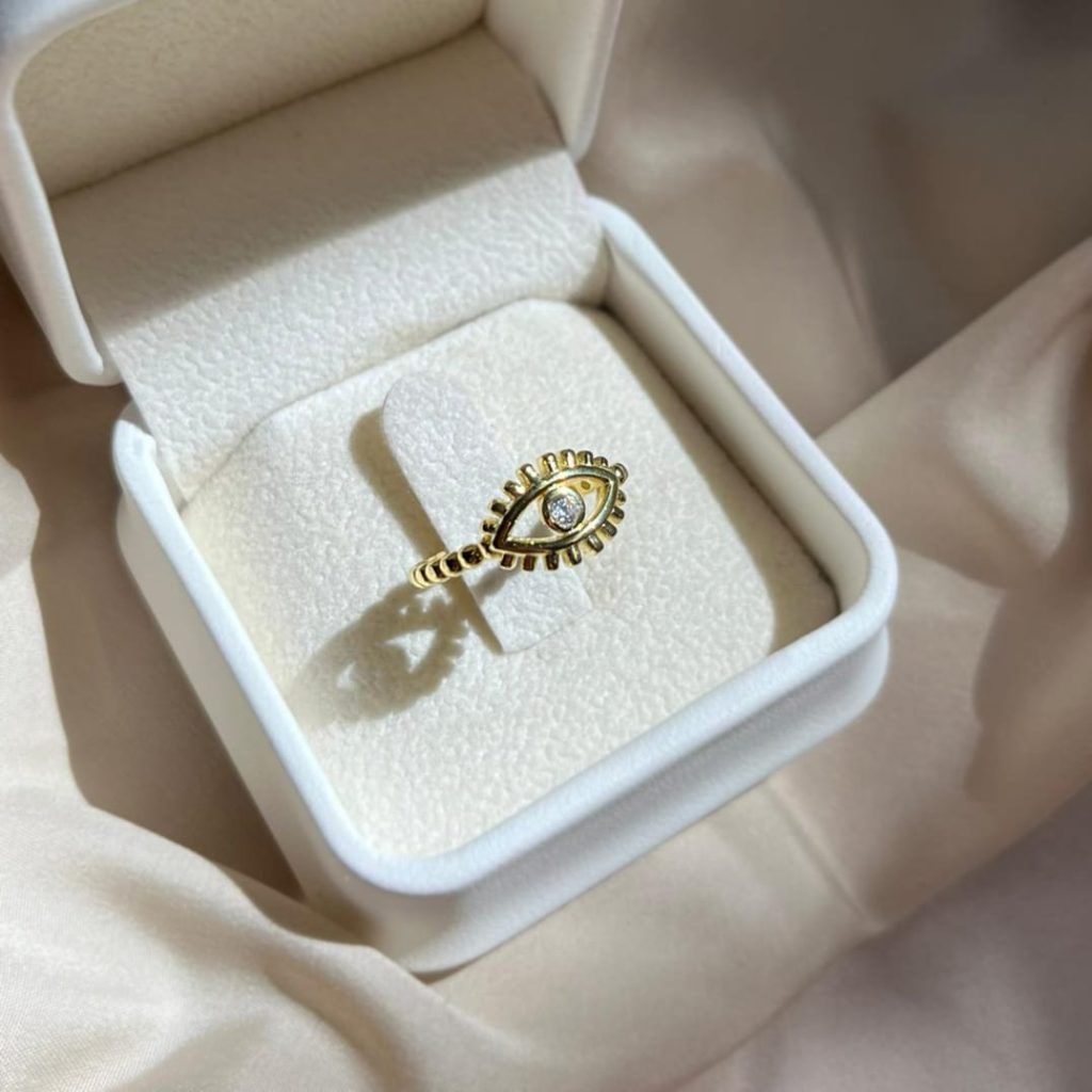 Eye Ring White Stone-set Silver Jewelry
