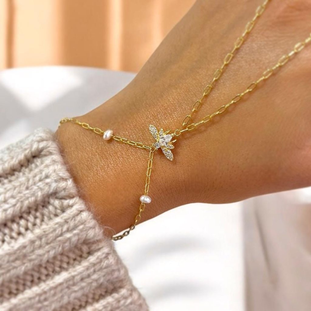 Bee Pearl Şahmeran Silver Jewelry